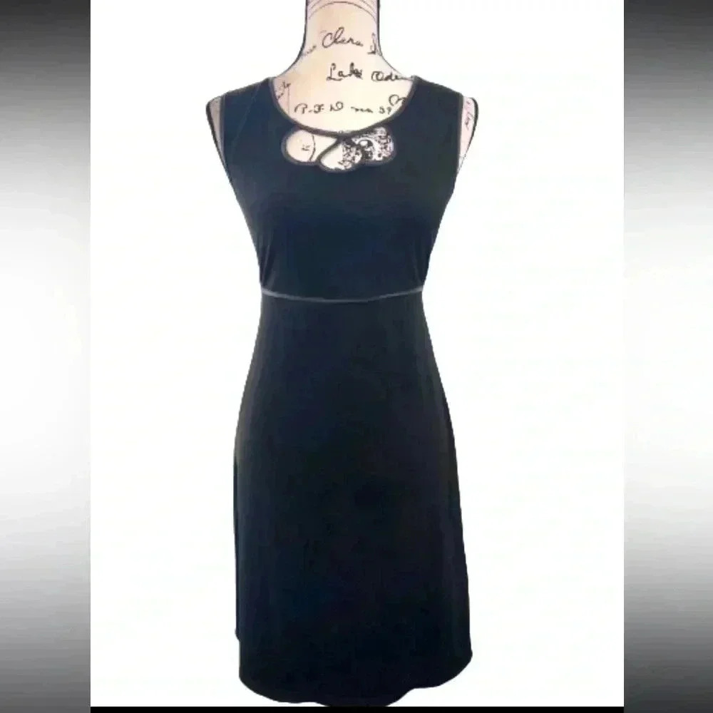 STUDIO M BLACK DRESS FAUX LEATHER TRIM SLEEVELESS MIDI A LINE STRETCH SIZE SMALL